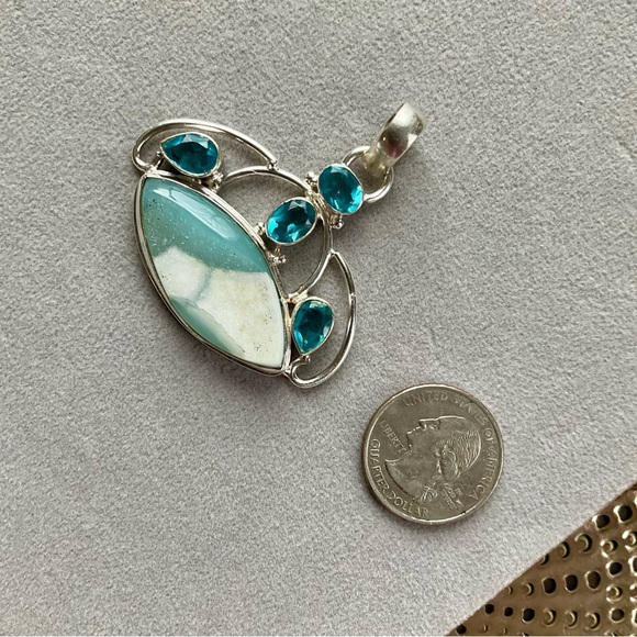 Sterling Silver Pendant W/Druzy Stone & Topaz Rhinestones - Picture 7 of 7